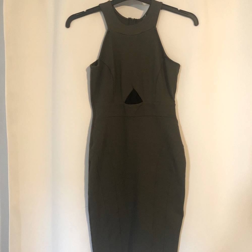 Body-con dress